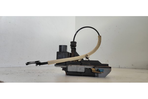 Recambio de cerradura puerta trasera izquierda para volvo xc90 2.9 bi-turbo cat referencia OEM IAM   