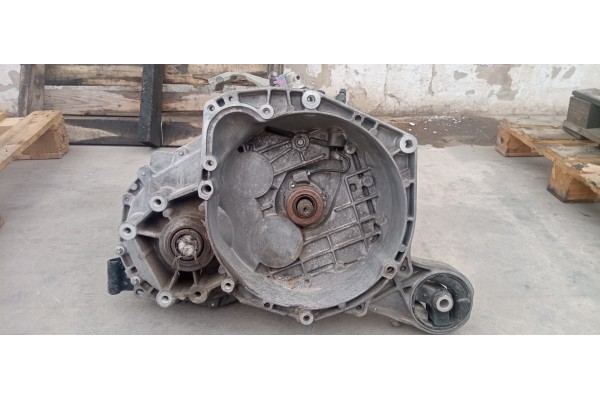 Recambio de caja cambios para opel vectra c berlina comfort referencia OEM IAM 55350375  