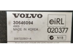 Recambio de sistema audio / radio cd para volvo xc90 t6 geartronic referencia OEM IAM 30646094  