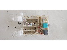 CAJA RELES / FUSIBLES 8273012190 6K130332 9887