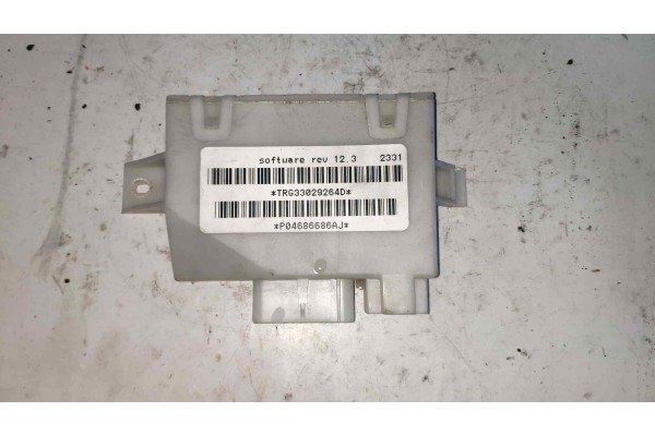 Recambio de centralita cierre para chrysler voyager (rg) 3.3 v6 cat referencia OEM IAM P04686686AJ  