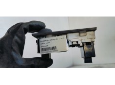 Recambio de mando luces para kia sorento 2.5 crdi ex referencia OEM IAM 200003207  