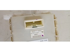 Recambio de caja reles / fusibles para toyota auris luna+ referencia OEM IAM 8273012190 6K130332 9887