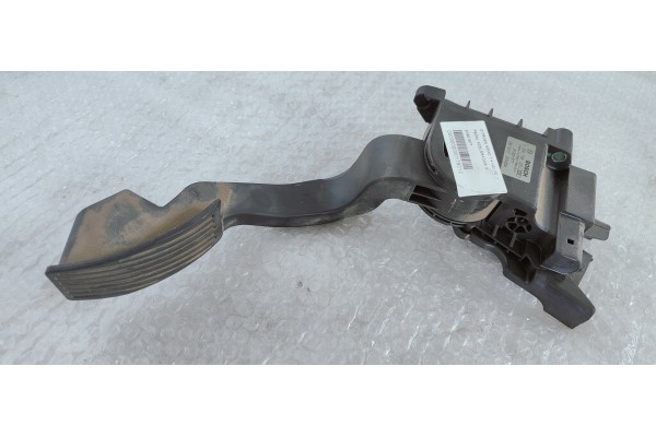 Recambio de pedal acelerador para citroen nemo 1.4 hdi 70 referencia OEM IAM 51801577  
