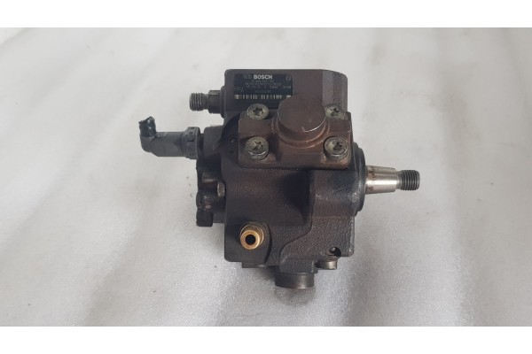 Recambio de bomba inyeccion para citroen c4 berlina vtr plus referencia OEM IAM 0445010102  