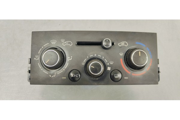 Recambio de mando calefaccion / aire acondicionado para peugeot 207 1.4 i 95 referencia OEM IAM N108224Q  