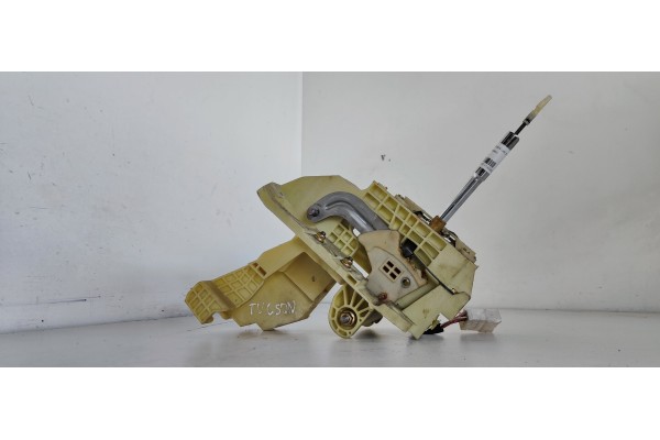 Recambio de palanca cambio para hyundai tucson (jm) 2.0 crdi cat referencia OEM IAM 467002E200  