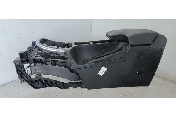 Recambio de apoyabrazos central para opel insignia berlina excellence referencia OEM IAM   