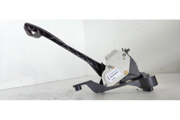 Recambio de potenciometro pedal para volvo xc90 t6 geartronic referencia OEM IAM 8634697  