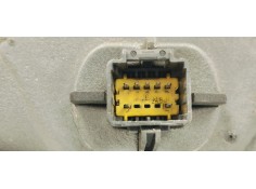 Recambio de retrovisor derecho para renault scenic ii emotion referencia OEM IAM E9011126  