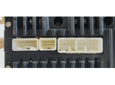 Recambio de sistema audio / radio cd para toyota auris advance referencia OEM IAM 8612002520  