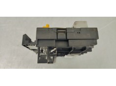 Recambio de caja reles / fusibles para peugeot 407 sw sport referencia OEM IAM 9664705980  