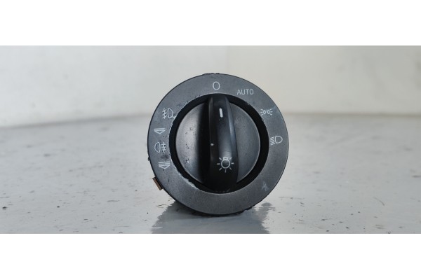 Recambio de mando luces para audi a6 berlina (4f2) 3.0 tdi quattro (171kw) referencia OEM IAM 4F1941531D  