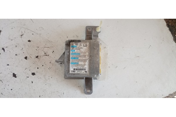 Recambio de centralita airbag para honda cr-v (rd8) ls referencia OEM IAM 77960SCAE812M1  