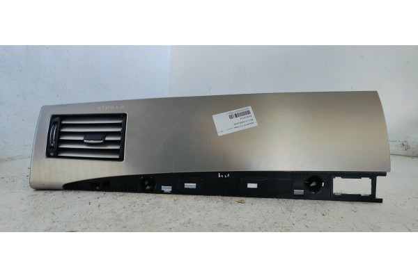 Recambio de rejilla aireadora para jaguar xf 2.2 diesel luxury referencia OEM IAM 8X23043C26  