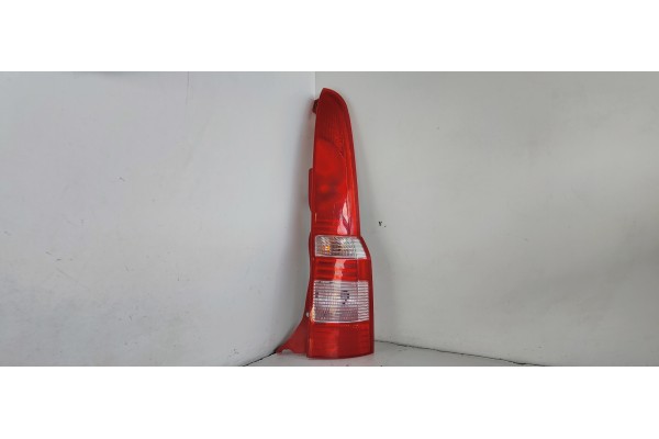 Recambio de piloto trasero derecho para fiat panda (169) 1.1 8v active referencia OEM IAM 28028008  