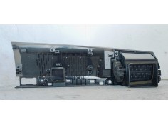 Recambio de rejilla aireadora para jaguar xf 2.2 diesel luxury referencia OEM IAM 8X23043C26  