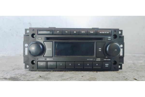 Recambio de sistema audio / radio cd para dodge caliber 2.0i 155 referencia OEM IAM P05091509AG  