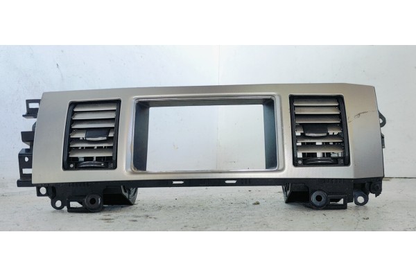 Recambio de rejilla aireadora para jaguar xf 2.2 diesel luxury referencia OEM IAM CX2319K617AA  