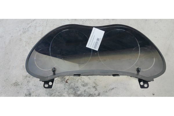 Recambio de cuadro instrumentos para toyota avensis wagon (t25) 2.2 d-4d executive referencia OEM IAM 8380005851B  