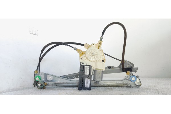 Recambio de elevalunas delantero izquierdo para renault laguna grandtour iii referencia OEM IAM 807010002R  