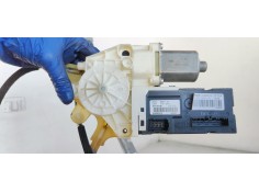 Recambio de elevalunas delantero izquierdo para renault laguna grandtour iii referencia OEM IAM 807010002R  