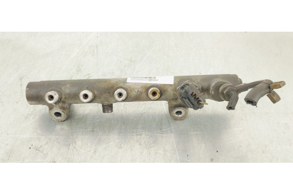 Recambio de rampa inyectora para opel astra h berlina enjoy referencia OEM IAM 0445214094  