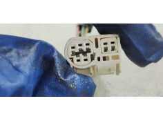 Recambio de retrovisor izquierdo para toyota avensis wagon (t25) 2.2 d-4d executive referencia OEM IAM E11015829  