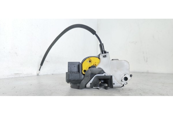 Recambio de cerradura puerta delantera izquierda para opel insignia berlina excellence referencia OEM IAM   