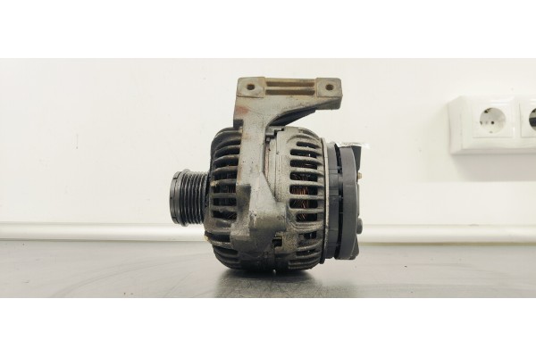 Recambio de alternador para volvo xc90 2.4 d5 163 4x4 referencia OEM IAM 30658085  
