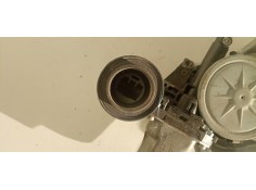 Recambio de elevalunas trasero derecho para toyota auris 1.4 turbodiesel cat referencia OEM IAM 857200D120 973581100 