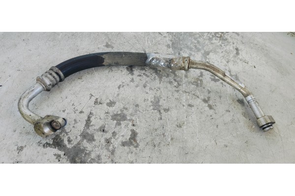 Recambio de tubos aire acondicionado para dodge caliber 2.0i 155 referencia OEM IAM 05058151AB  