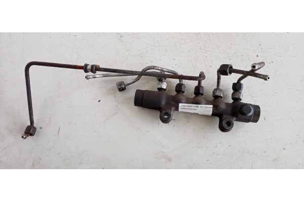 Recambio de rampa inyectora para ford transit combi ´06 ft 280 mediano referencia OEM IAM   