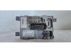 CAJA RELES / FUSIBLES 01364889080 