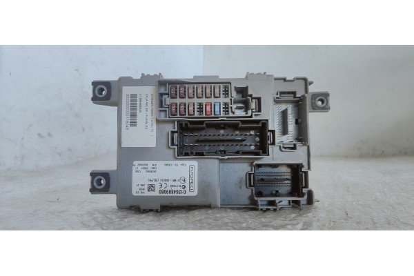 Recambio de caja reles / fusibles para citroen nemo 1.4 hdi 70 referencia OEM IAM 01364889080  