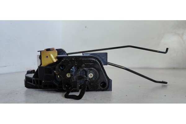 Recambio de cerradura puerta delantera izquierda para hyundai santa fe (sm) 2.0 crdi cat referencia OEM IAM   