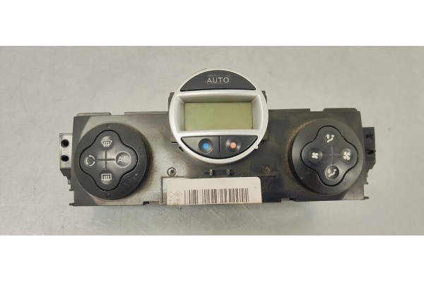 Recambio de mando climatizador para renault scenic ii emotion referencia OEM IAM 8200501465  