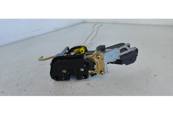 Recambio de cerradura puerta trasera derecha para hyundai santa fe (sm) 2.0 crdi cat referencia OEM IAM   