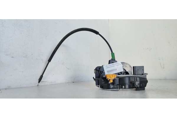 Recambio de cerradura puerta trasera izquierda para opel insignia berlina excellence referencia OEM IAM   