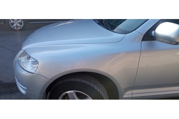 Recambio de aleta delantera izquierda para volkswagen touareg (7la) tdi r5 referencia OEM IAM   