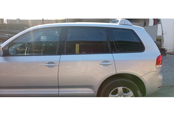 Recambio de puerta trasera izquierda para volkswagen touareg (7la) tdi r5 referencia OEM IAM   