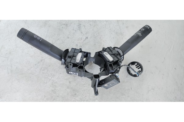 Recambio de mando multifuncion para opel insignia berlina excellence referencia OEM IAM 95433818  