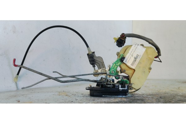 Recambio de cerradura puerta delantera derecha para kia sorento 2.5 crdi ex referencia OEM IAM   