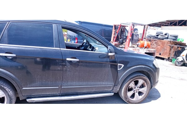 Recambio de puerta delantera derecha para chevrolet captiva 2.0 vcdi ltx referencia OEM IAM   