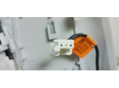 Recambio de luz interior para peugeot 208 1.2 i turbo 110 referencia OEM IAM 9674441377  