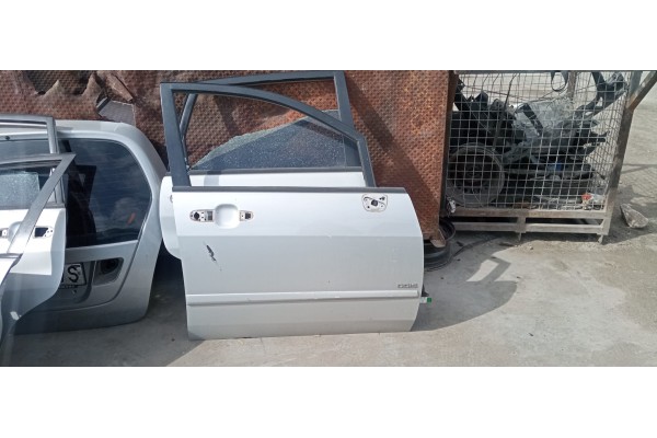 Recambio de puerta delantera derecha para suzuki liana rh (er) 1.4 16v ddis diesel cat referencia OEM IAM   