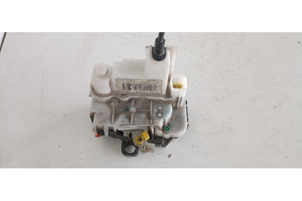 Recambio de cerradura puerta delantera izquierda para fiat panda (169) 1.1 referencia OEM IAM   