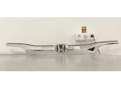 Recambio de molduras traseras para honda cr-v 1.6 dtec 120 fap referencia OEM IAM 74890T1VR000  