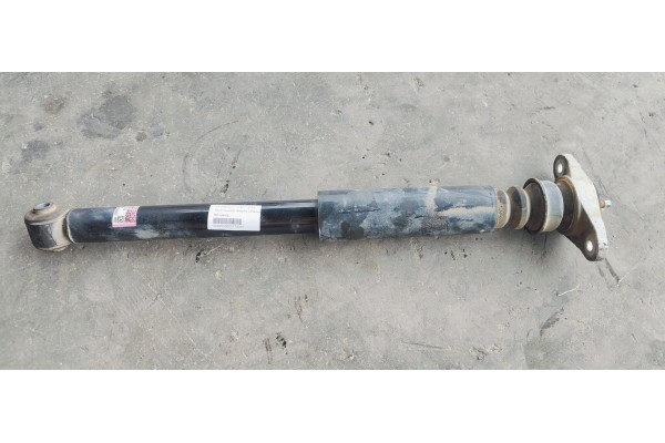Recambio de amortiguador trasero derecho para kia carens ( ) 1.7crdi 116 fap referencia OEM IAM 55310A4500  