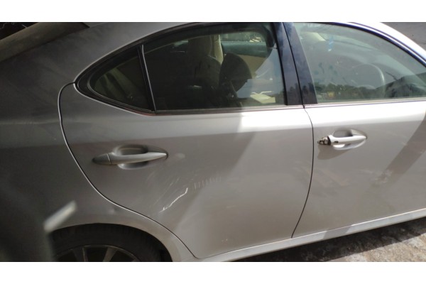 Recambio de puerta trasera derecha para lexus is200 (ds2/is2) 220d referencia OEM IAM   